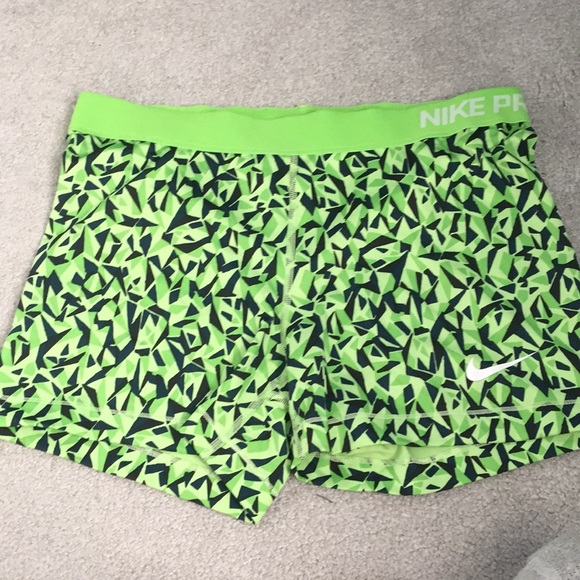 Nike Pants - Nike pros!